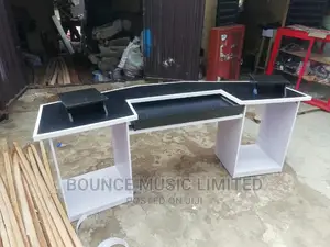 Bounce Desk