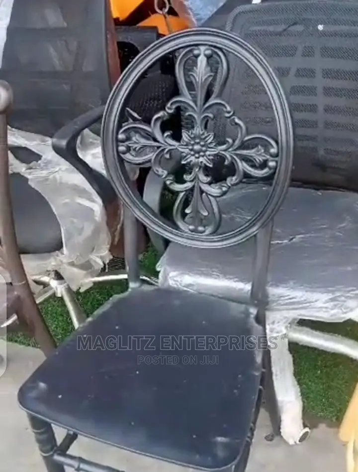 Quality Chivalry Chair