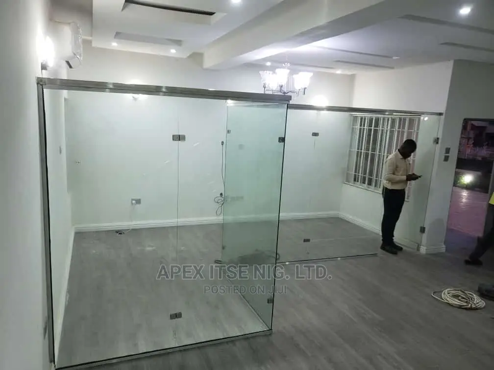 Frameless Glass Office Partition