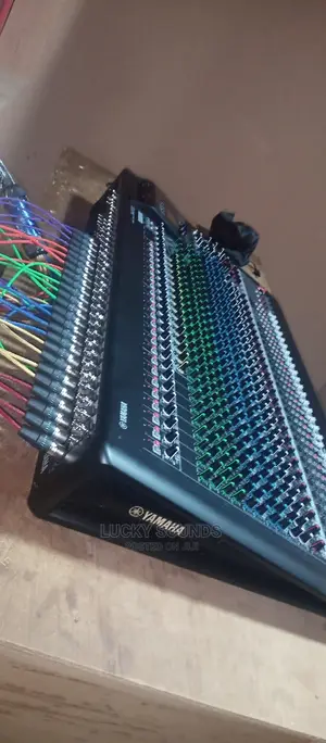 Yamaha Digital Mixer MGP 32x