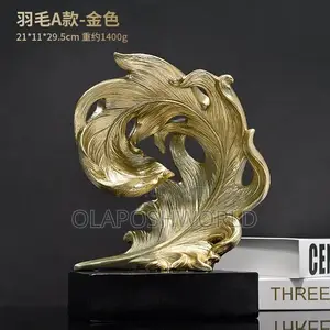 Decorative Tv/Console Figurines & Accessories