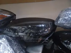 Headlamp Yahoo C300 2008 -2012