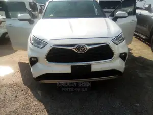 Toyota Highlander Platinum 2021 White