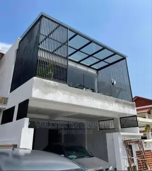 Balcony Screen With Pergola