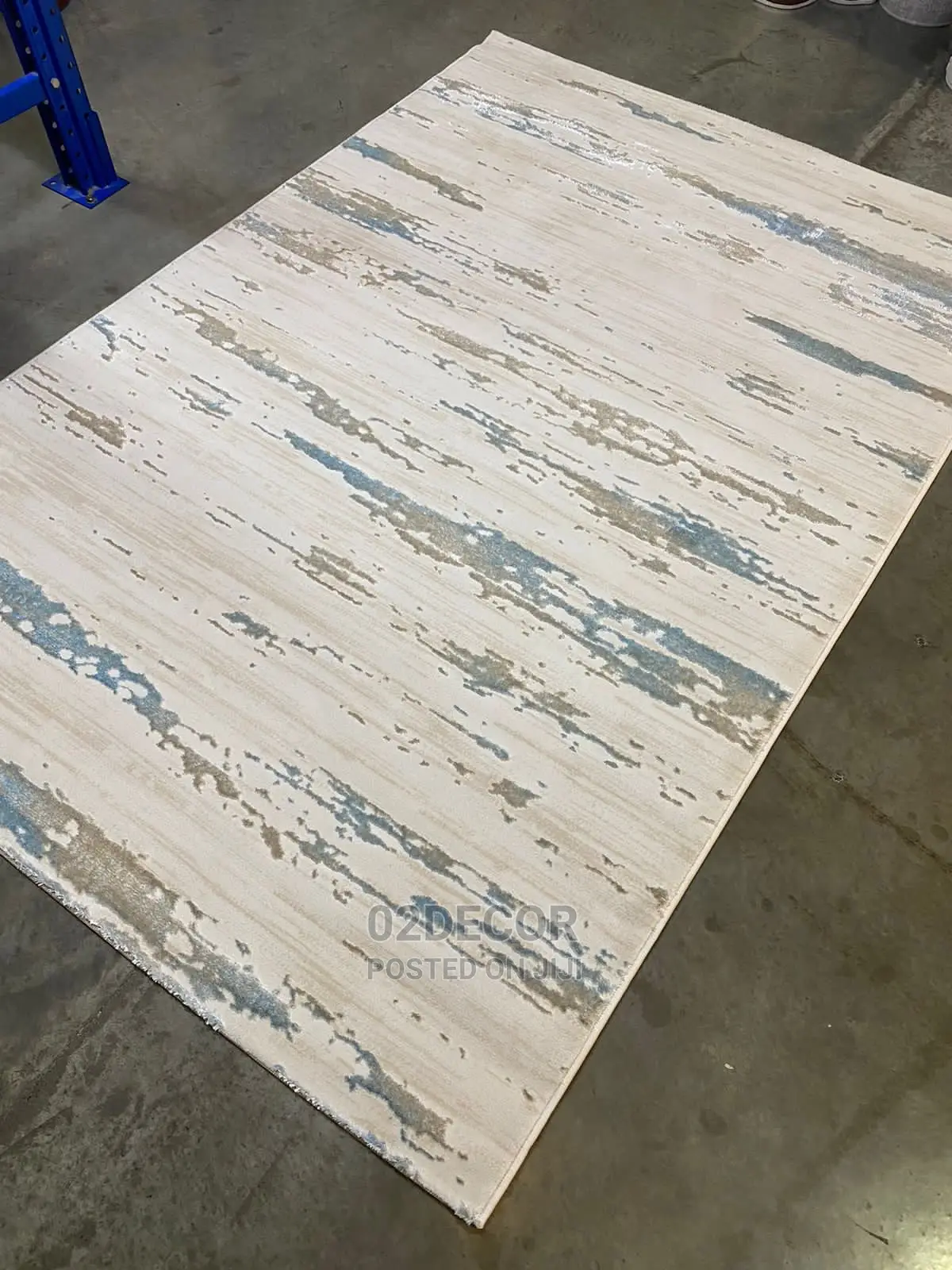 Center Rugs Available 5/7 and 7/10