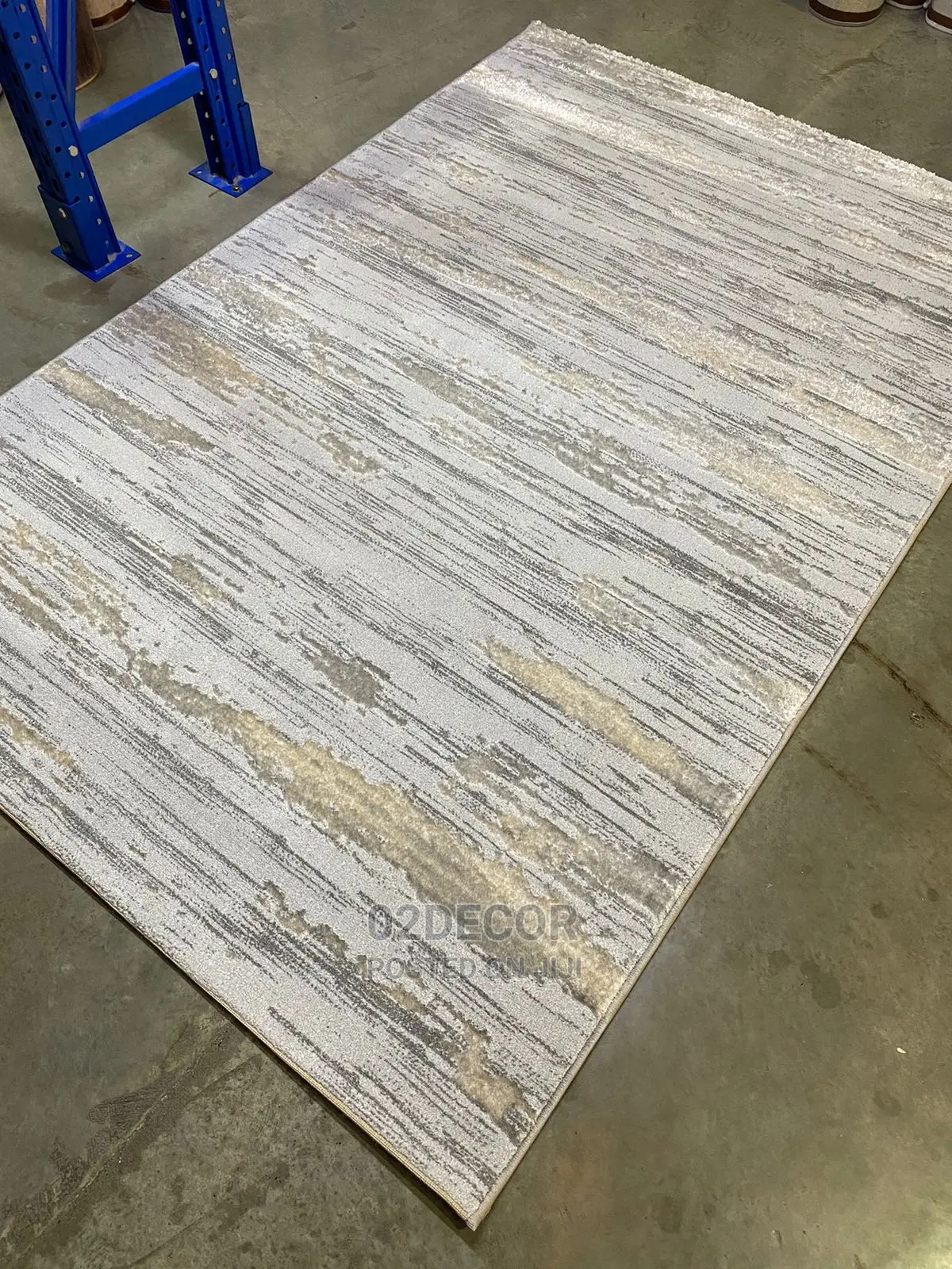 Center Rugs Available 5/7 and 7/10