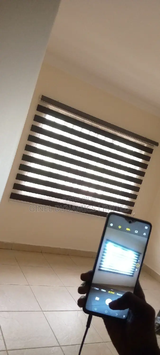 High Quality Window Blinds (Free Delivery)