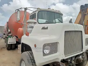 Mack Mix Truck Ten Tyres Tokunbo