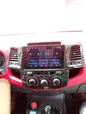 Toyota Hilux 2010 Android Screen With GPS Navigation System