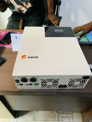 SRNE 2.5kva 24volts Hybrid Inverter
