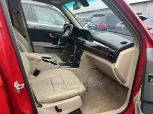 Mercedes-Benz GLK-Class 350 4MATIC 2010 Red