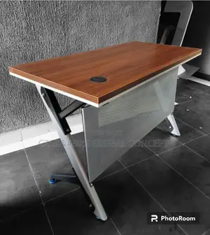 Quality Executive Wooden Office Table With Drawers.