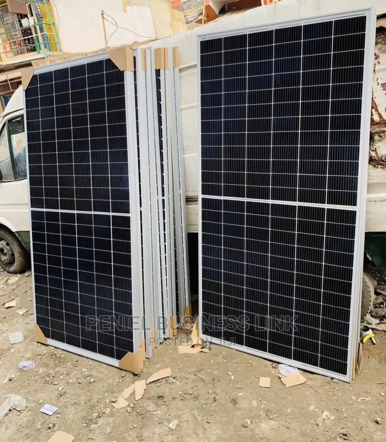 Bauhmann 600watts Solar Panel