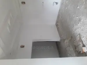 2bdrm Apartment in Greenfield Estate, Ago Palace for rent