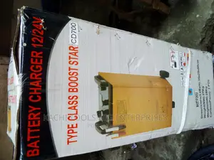(700 Amps) Heavy Duty Battery Charger Machine