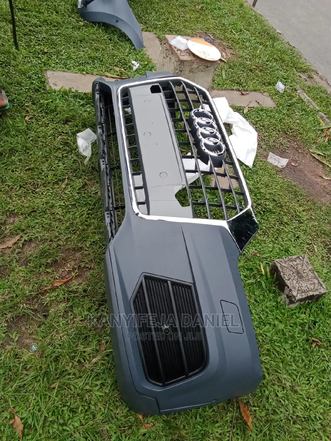 Front Bumper Audi Q3 Complete