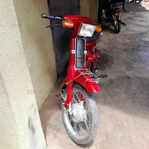 Yamaha 2012 Red