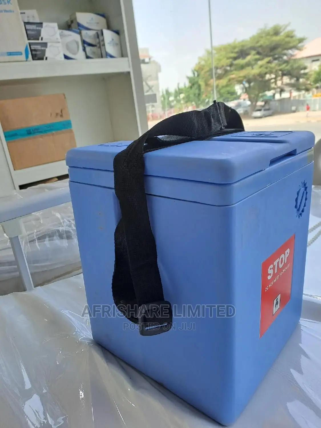Vaccine Box