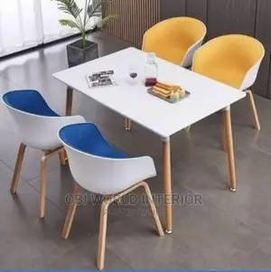 New Quality Dining Set by 4