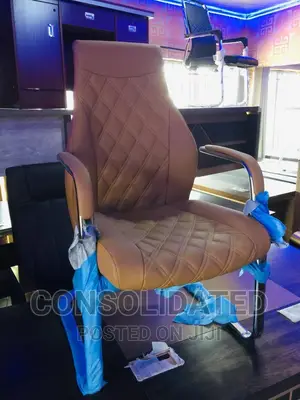 Quality Executive Leather Visitors Office Chair.
