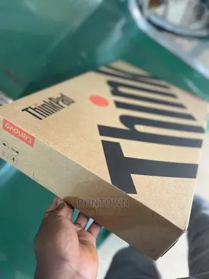 New Laptop Lenovo Thinkpad P15s 32GB Intel Core I9 SSD 1T