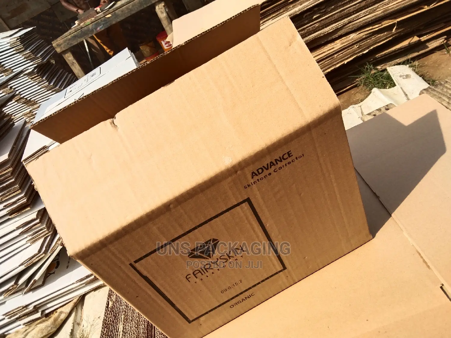 Branded Big Carton Boxes.