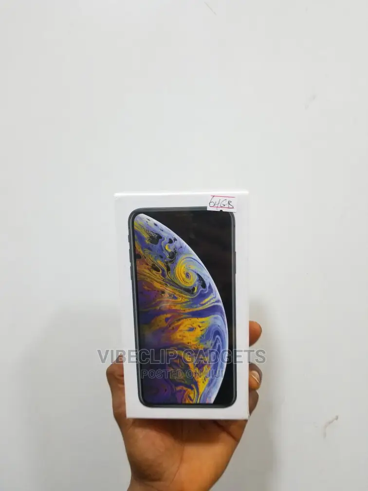 New Apple iPhone XS Max 64 GB White