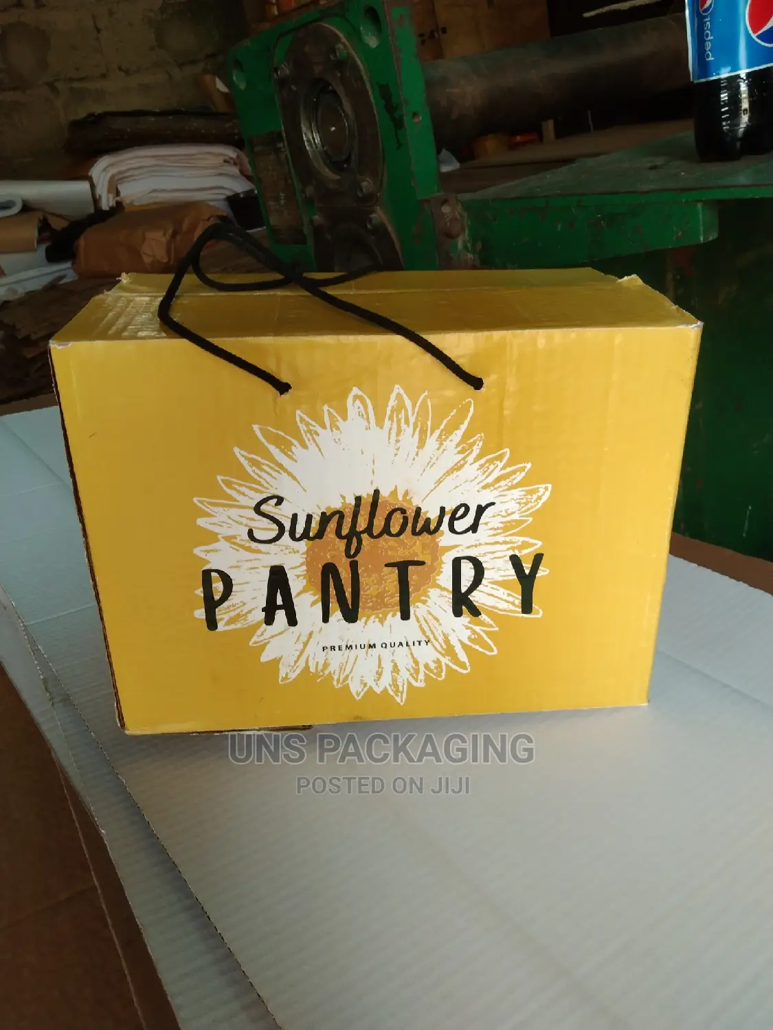 Branded Packaging Gift Carton Boxes.