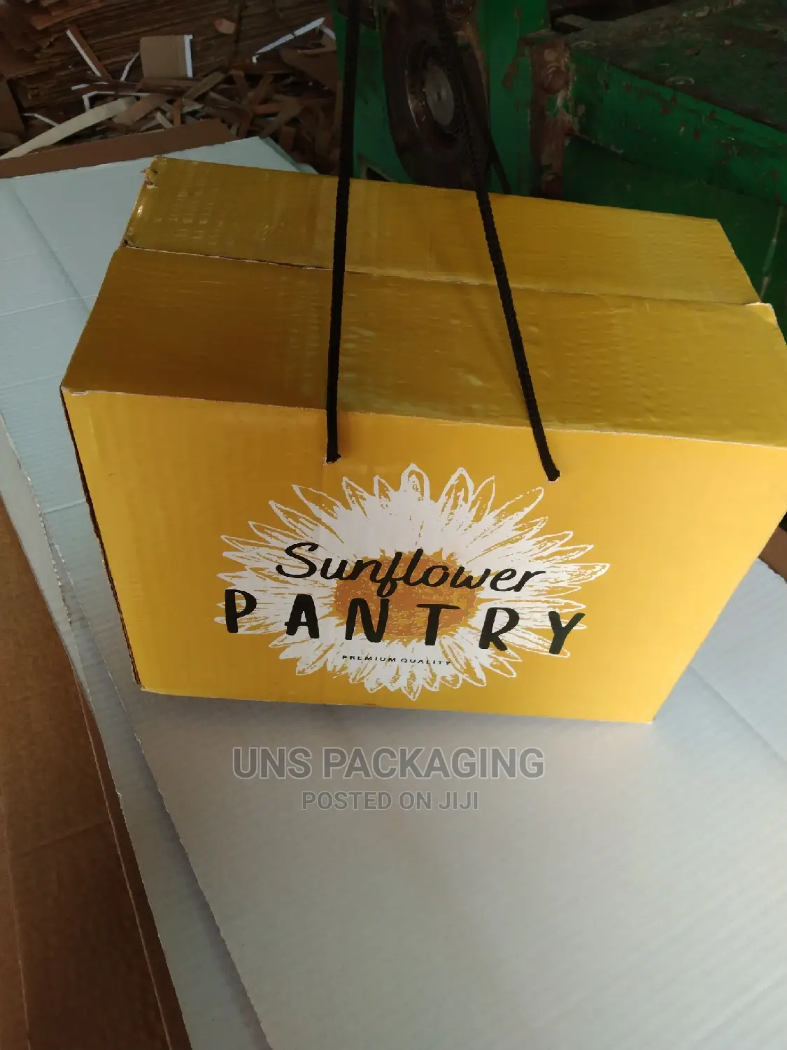 Branded Packaging Gift Carton Boxes.