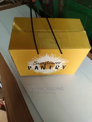 Branded Packaging Gift Carton Boxes.