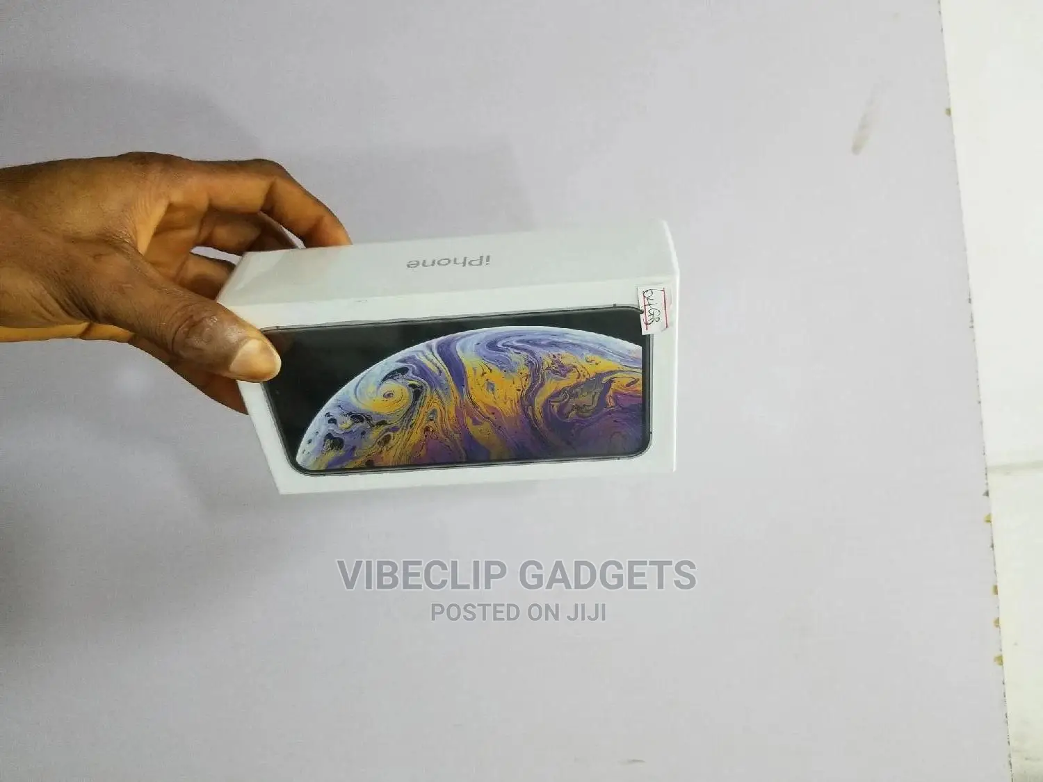 New Apple iPhone XS Max 64 GB White