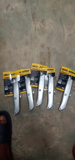 Classic99 Retractable Knife