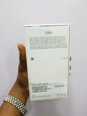 New Apple iPhone 11 128 GB Green