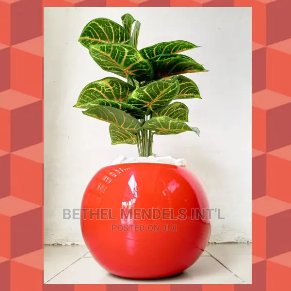 Unpotted Artificial Taro Plants Available for Bulk Purchases