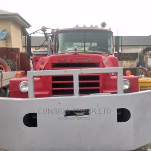 MACK DM Red 1998