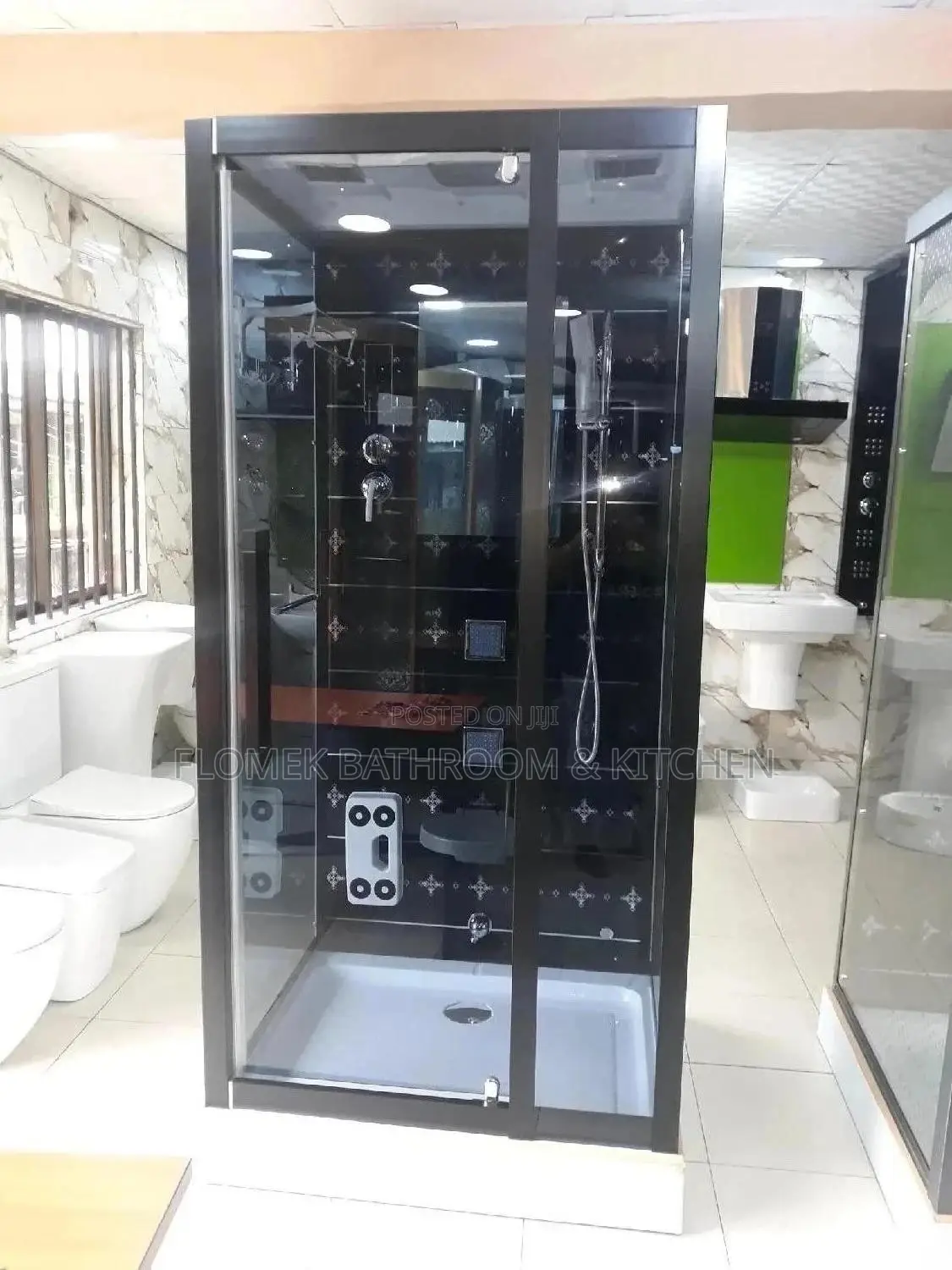 Square Shower Room.