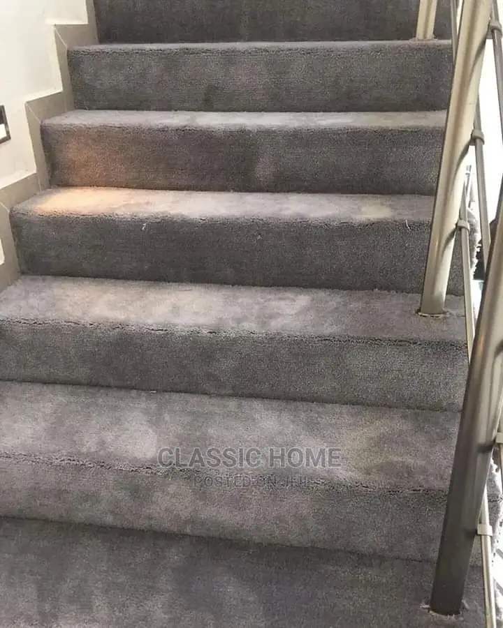 Light Grey Staircase Wall to Wall Rug