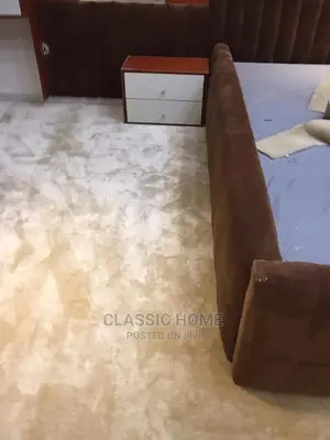 Original Vip Wall to Wall Rug for Room Available as Seen