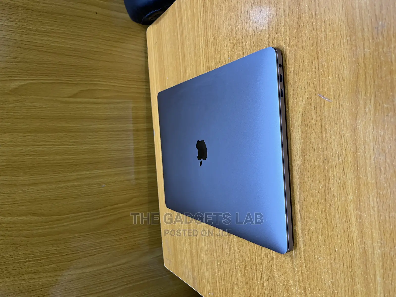 Laptop Apple MacBook Pro 2018 16GB Intel Core I7 SSD 512GB