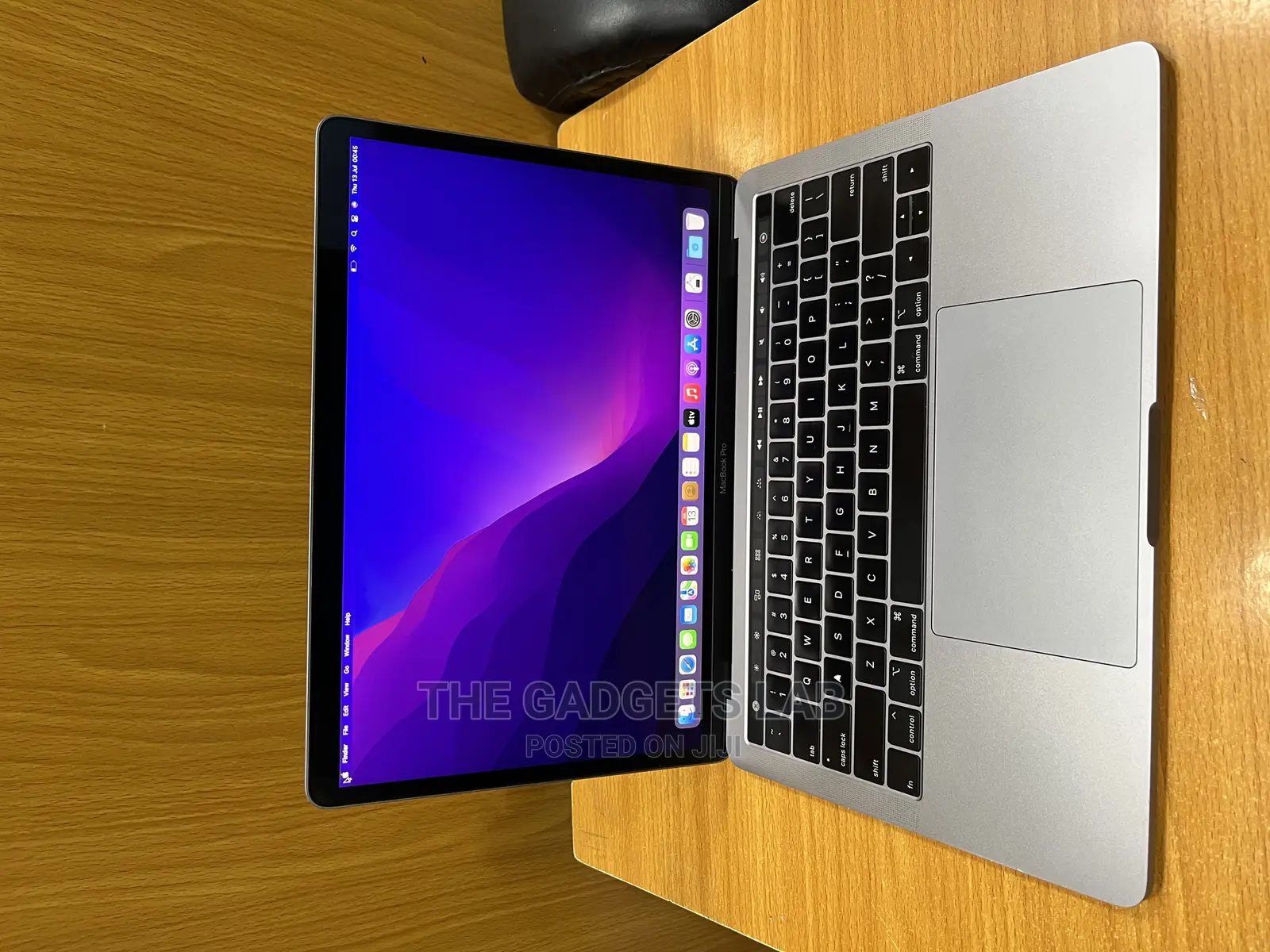 Laptop Apple MacBook Pro 2018 16GB Intel Core I7 SSD 512GB