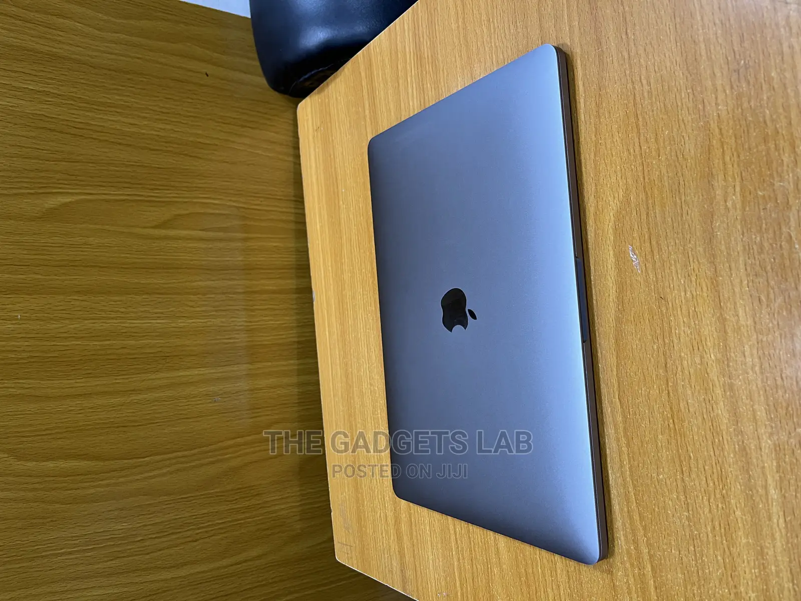 Laptop Apple MacBook Pro 2018 16GB Intel Core I7 SSD 512GB