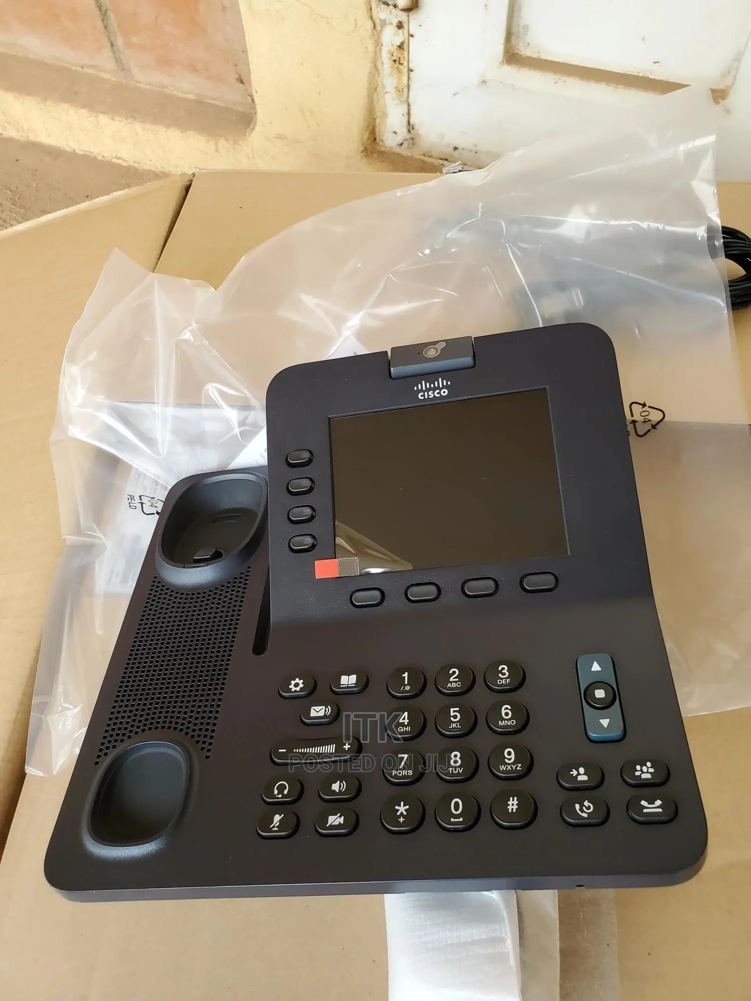 Cisco CP-8945 UC (Video) Phone