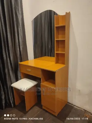 3*6ft Wardrobe and Dressing Mirror