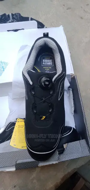 Electronic Static Discharge (ESD) Safety Shoes