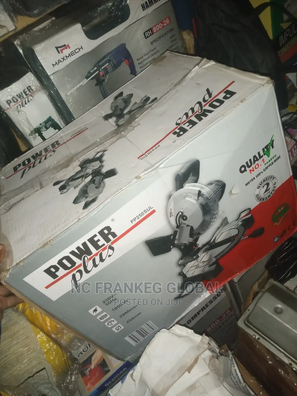 Miter Saw Machine