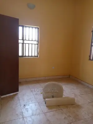 1bdrm Room & Parlour in Orange Estate, Life Camp for rent