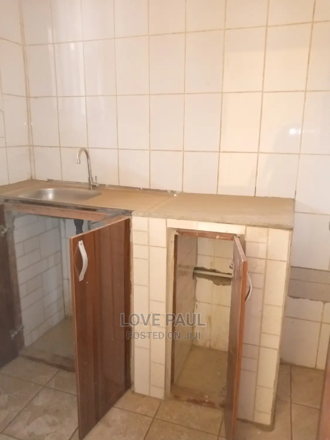 1bdrm Room & Parlour in Orange Estate, Life Camp for rent