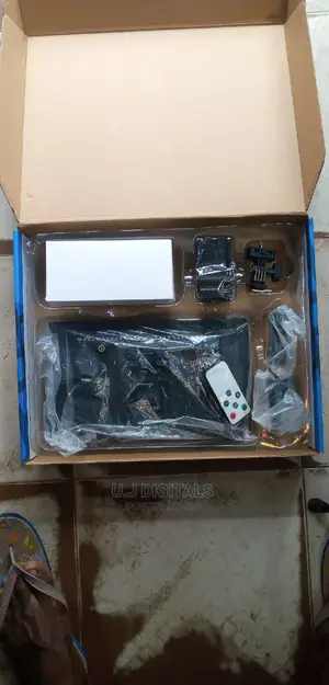 Pro LED 800 RGB Professional Video Light and Stand