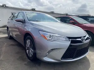 Toyota Camry 2015 Silver
