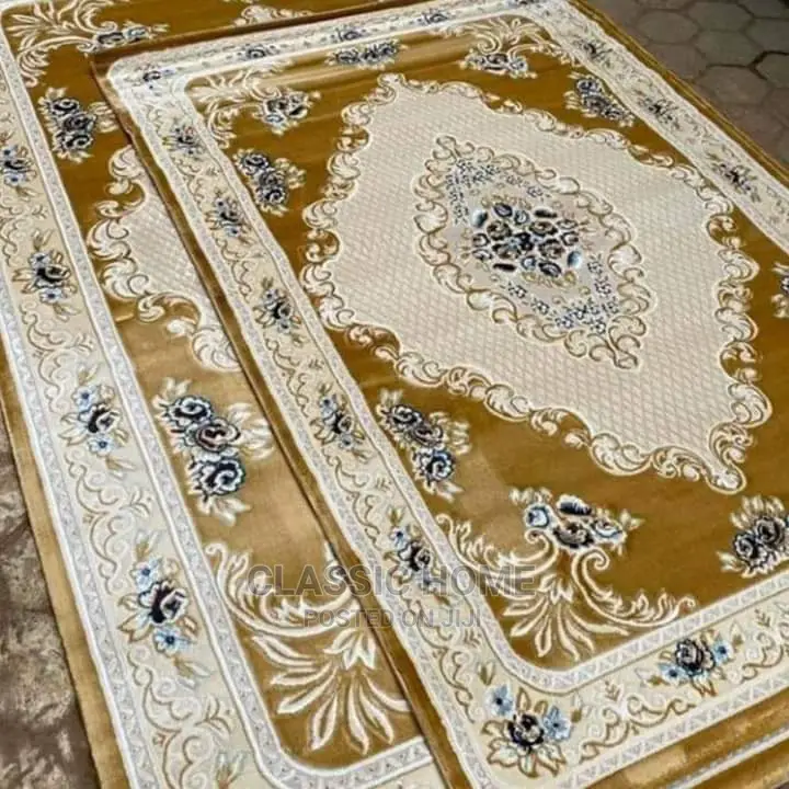 Arabian Quality Center Rug Available as Seen